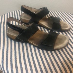 Mephisto Agave Black Bucksoft Sandals